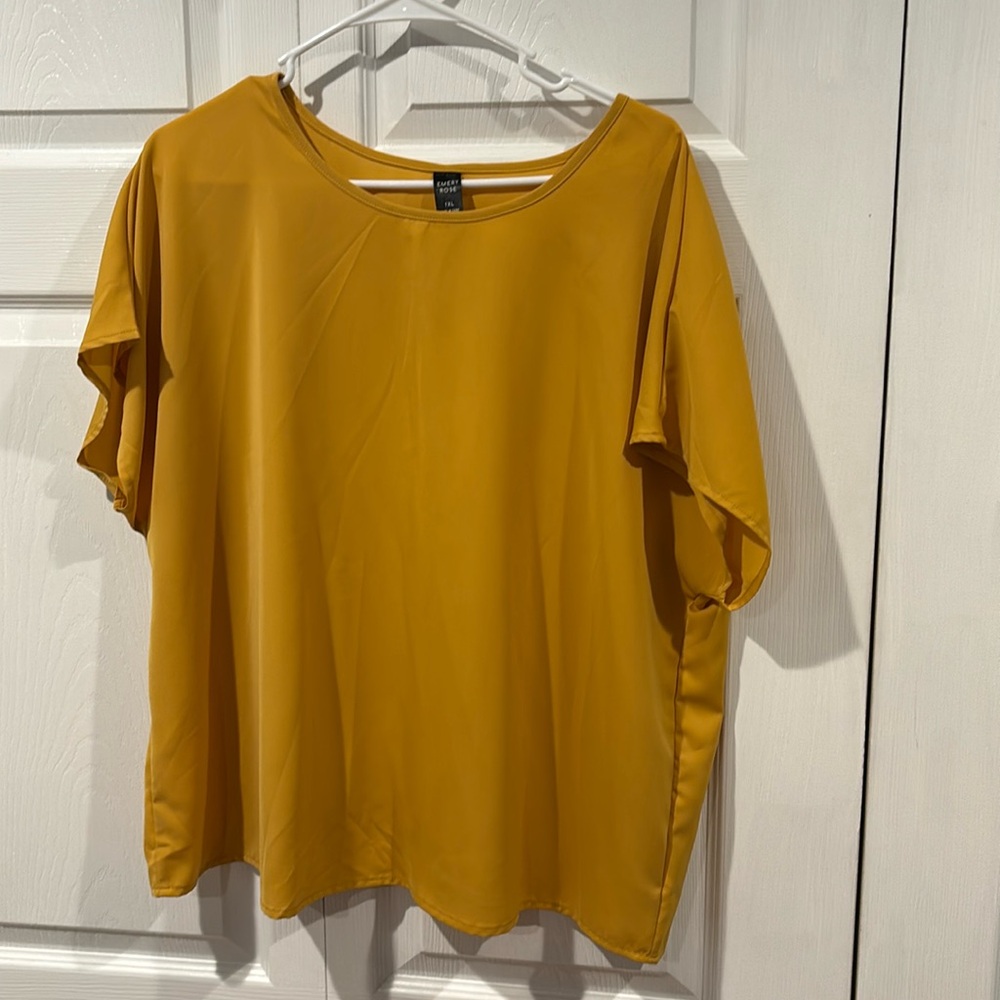 Mustard yellow short sleeve blouse